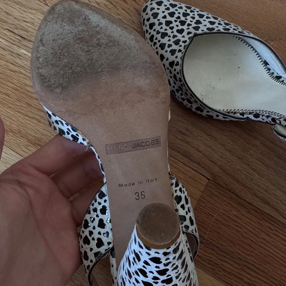 Marc Jacobs Black ‎ Heart Print Slingback Heels Pump Size 36